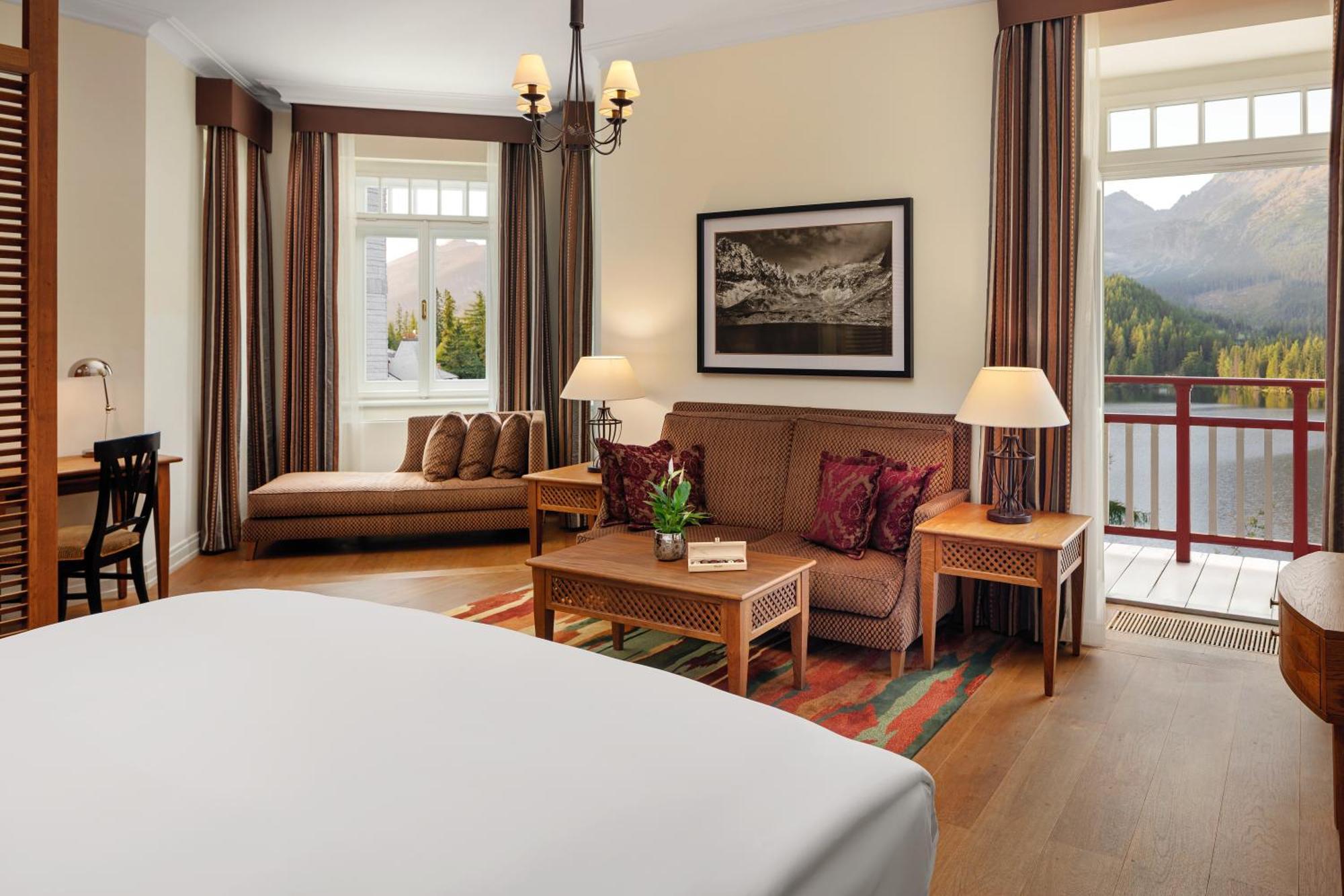 그랜드 호텔 켐핀스키 하이크 타트라스 Štrbské Pleso 외부 사진 A room at the Banff Springs Hotel
